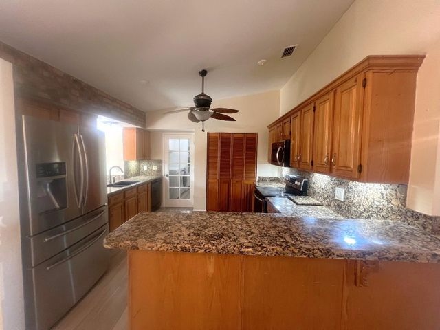 861 SW 55th Way, Margate, FL 33068