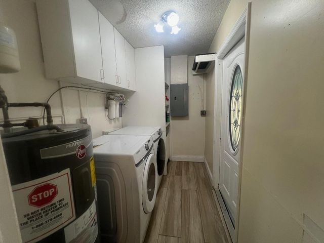 861 SW 55th Way, Margate, FL 33068