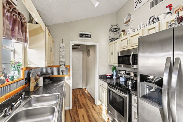 1784 Merritt St, Old Hickory, TN 37138