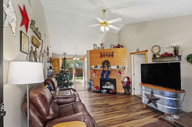 1784 Merritt St, Old Hickory, TN 37138