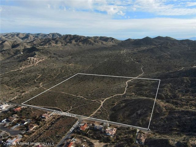 55811 Golden Bee Drive, Yucca Valley, CA 92285