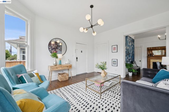 758 ALCATRAZ AVENUE, Oakland, CA 94609