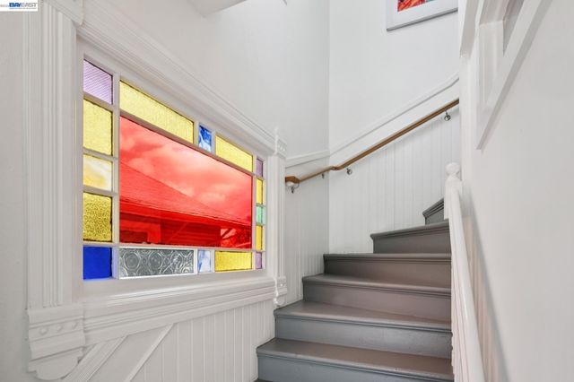 758 ALCATRAZ AVENUE, Oakland, CA 94609