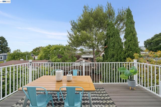 758 ALCATRAZ AVENUE, Oakland, CA 94609