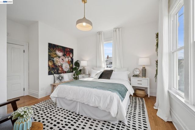 758 ALCATRAZ AVENUE, Oakland, CA 94609