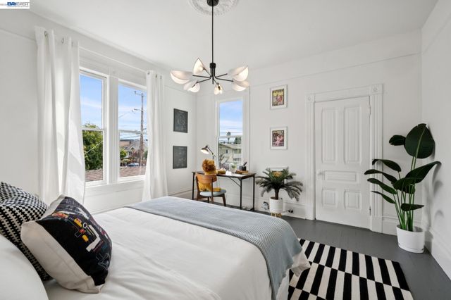758 ALCATRAZ AVENUE, Oakland, CA 94609