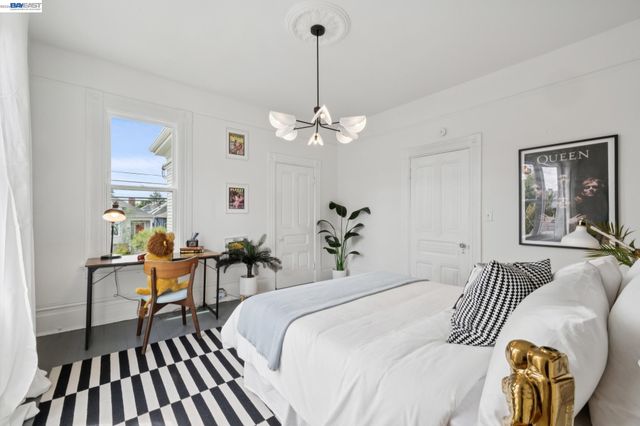 758 ALCATRAZ AVENUE, Oakland, CA 94609