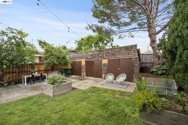 758 ALCATRAZ AVENUE, Oakland, CA 94609