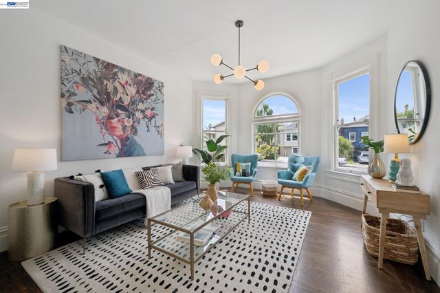 758 ALCATRAZ AVENUE, Oakland, CA 94609
