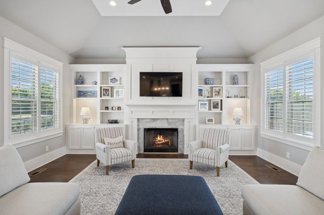 238 Bishops Gate Dr, Franklin, TN 37064