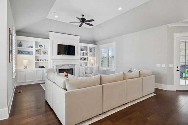 238 Bishops Gate Dr, Franklin, TN 37064