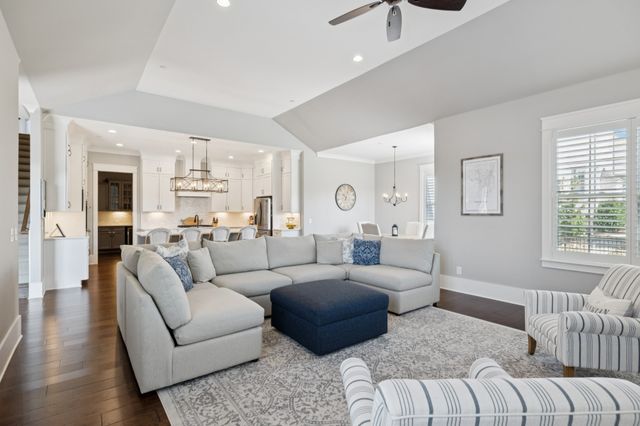 238 Bishops Gate Dr, Franklin, TN 37064