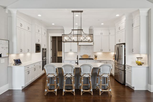 238 Bishops Gate Dr, Franklin, TN 37064