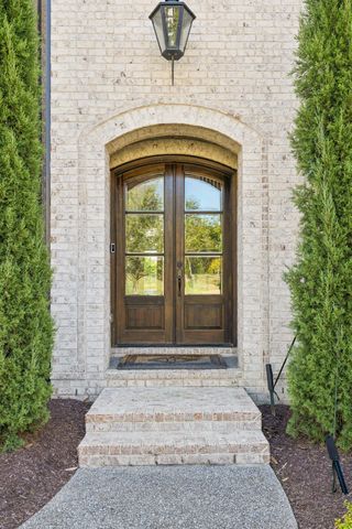 238 Bishops Gate Dr, Franklin, TN 37064