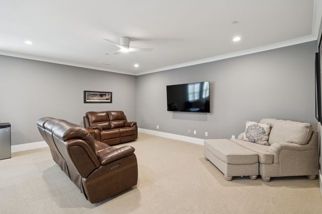 238 Bishops Gate Dr, Franklin, TN 37064