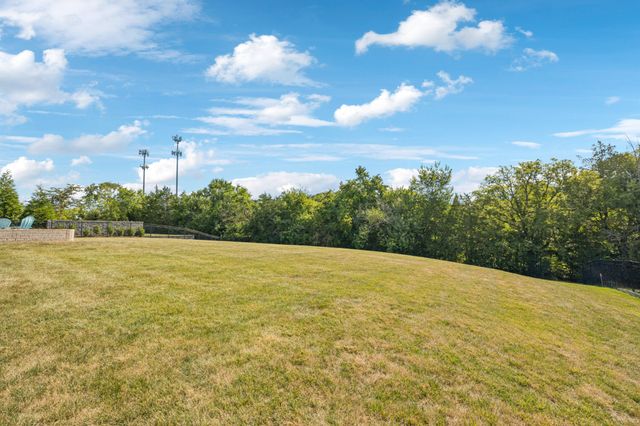 238 Bishops Gate Dr, Franklin, TN 37064