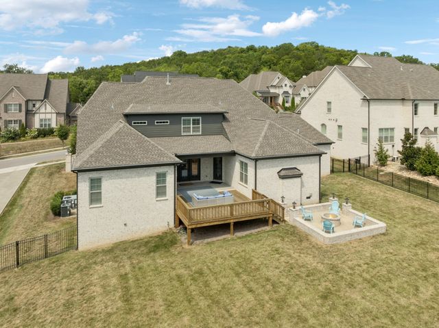 238 Bishops Gate Dr, Franklin, TN 37064