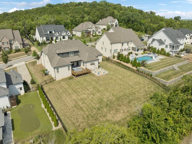 238 Bishops Gate Dr, Franklin, TN 37064
