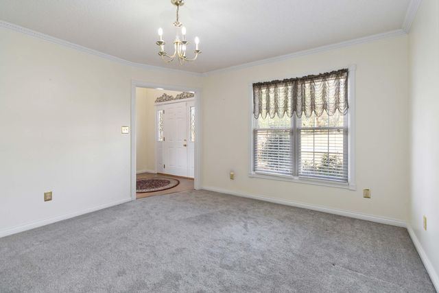 400 Natures Pointe Drive, Somerset, KY 42503