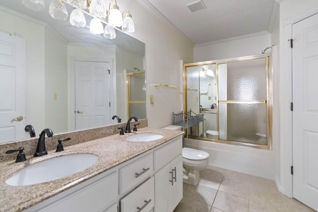 400 Natures Pointe Drive, Somerset, KY 42503