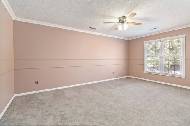 400 Natures Pointe Drive, Somerset, KY 42503