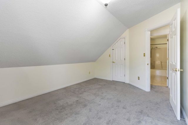 400 Natures Pointe Drive, Somerset, KY 42503