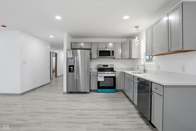 4014 W Mooresville Road, Indianapolis, IN 46221