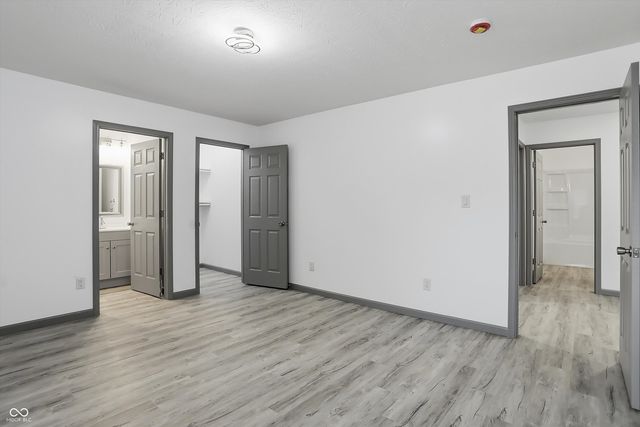 4014 W Mooresville Road, Indianapolis, IN 46221