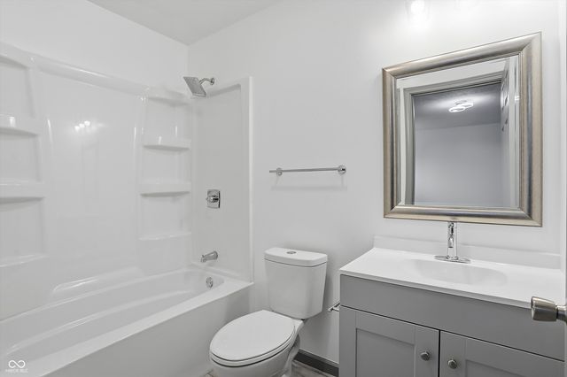 4014 W Mooresville Road, Indianapolis, IN 46221