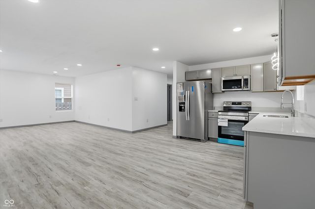 4014 W Mooresville Road, Indianapolis, IN 46221