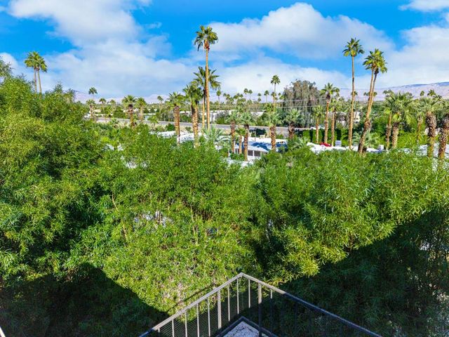 2014 Southridge Drive, Palm Springs, CA 92264