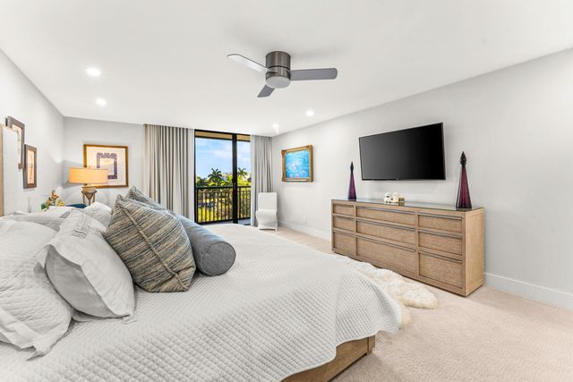 2427 Presidential Way 404, West Palm Beach, FL 33401