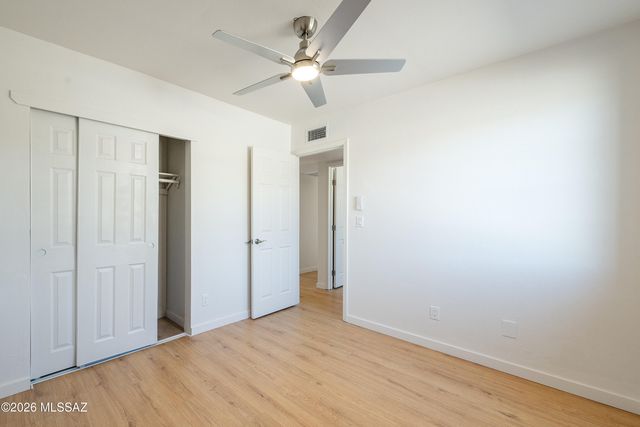 2901 W Dakota Street, Tucson, AZ 85746