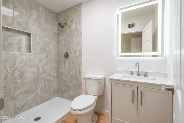 2901 W Dakota Street, Tucson, AZ 85746