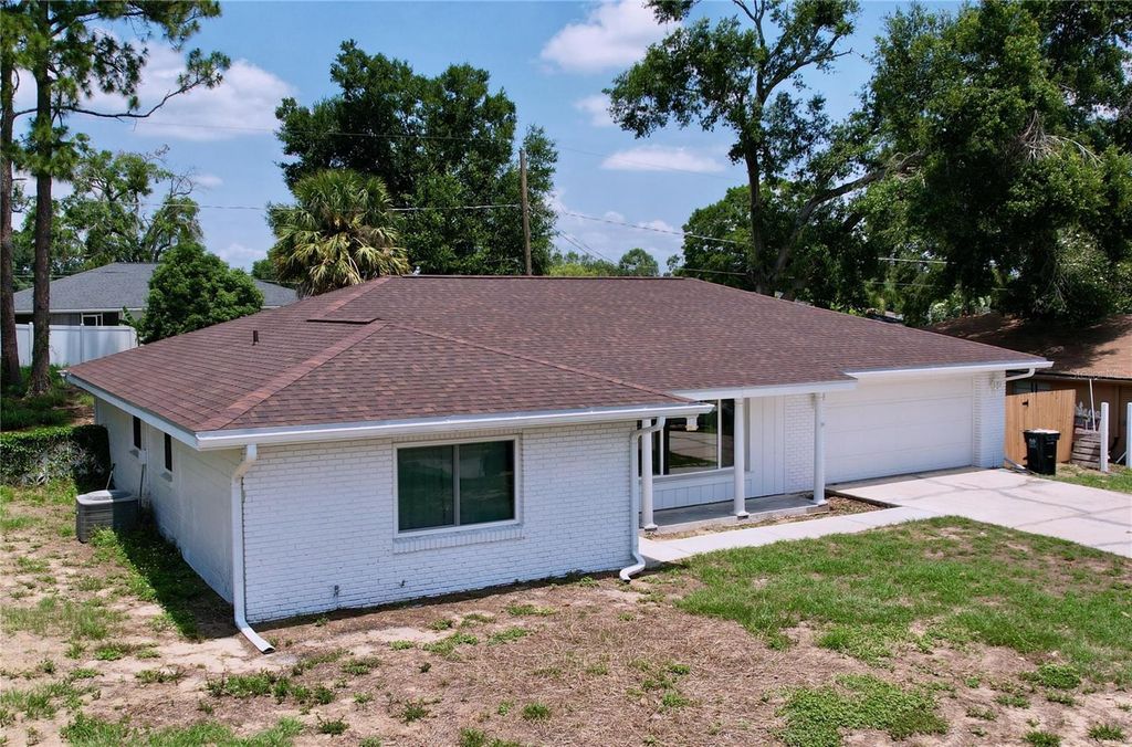212 OVERLOOK DRIVE, Winter Haven, FL 33884