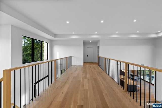 577 Floyd Street, Englewood Cliffs, NJ 07632