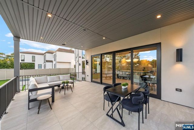 577 Floyd Street, Englewood Cliffs, NJ 07632