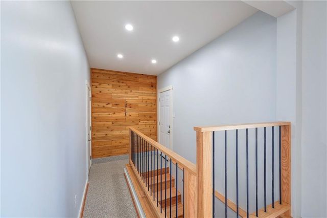 8812 W 82nd Street, Overland Park, KS 66204