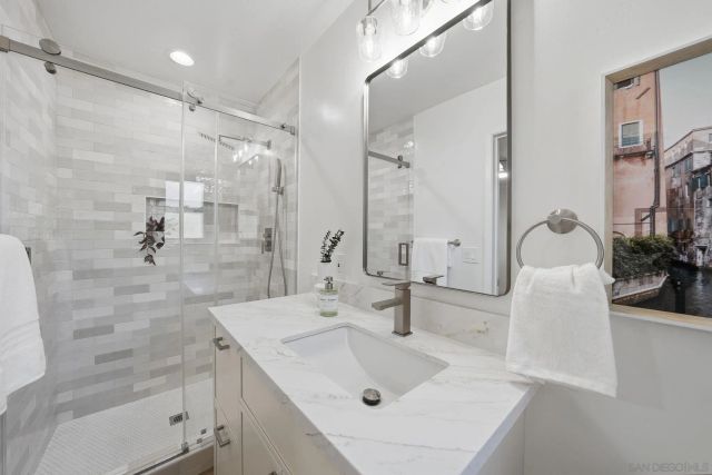 6375 Primrose Drive, La Mesa, CA 91942