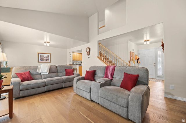 8447 S MAYFLY WAY, Sandy, UT 84070