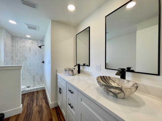 2555 Pga Boulevard 421, Palm Beach Gardens, FL 33410
