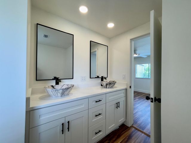 2555 Pga Boulevard 421, Palm Beach Gardens, FL 33410
