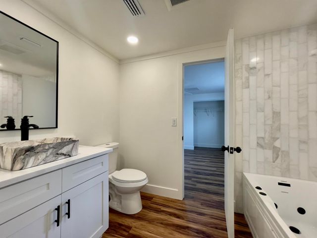 2555 Pga Boulevard 421, Palm Beach Gardens, FL 33410