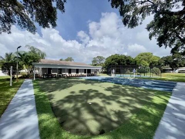2555 Pga Boulevard 421, Palm Beach Gardens, FL 33410
