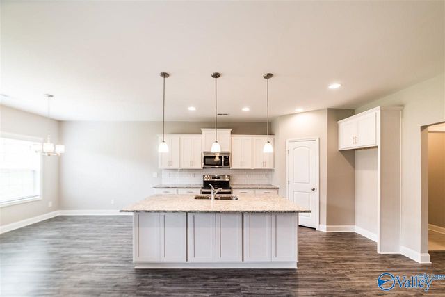 3029 Crystal Creek Drive, Brownsboro, AL 35741