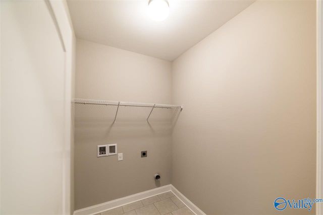 3029 Crystal Creek Drive, Brownsboro, AL 35741
