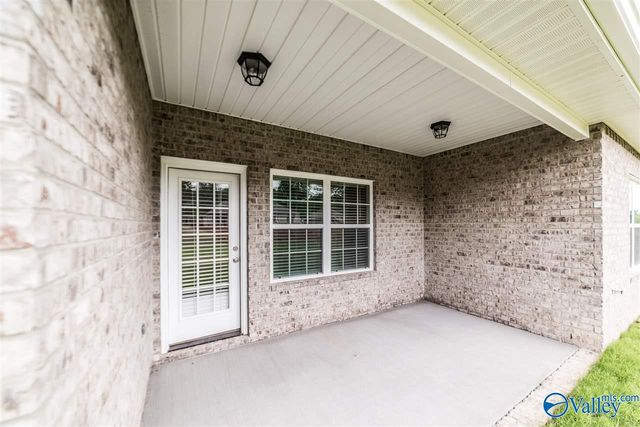 3029 Crystal Creek Drive, Brownsboro, AL 35741