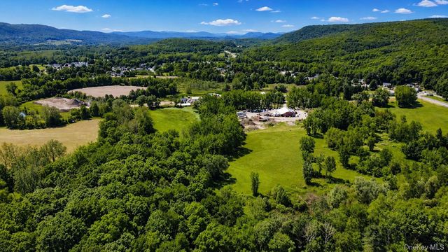 30 Tally-Ho Drive, Dover Plains, NY 12522