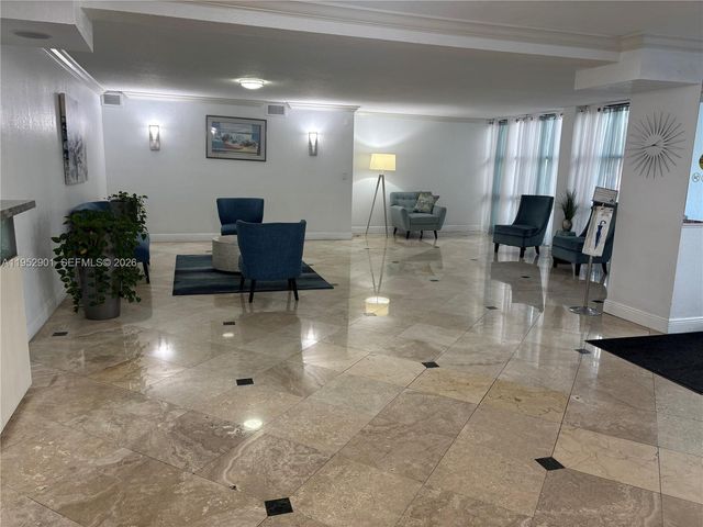 800 Parkview Dr 823, Hallandale Beach, FL 33009