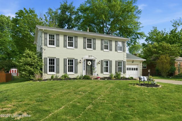 9205 Axminster Dr, Jeffersontown, KY 40299